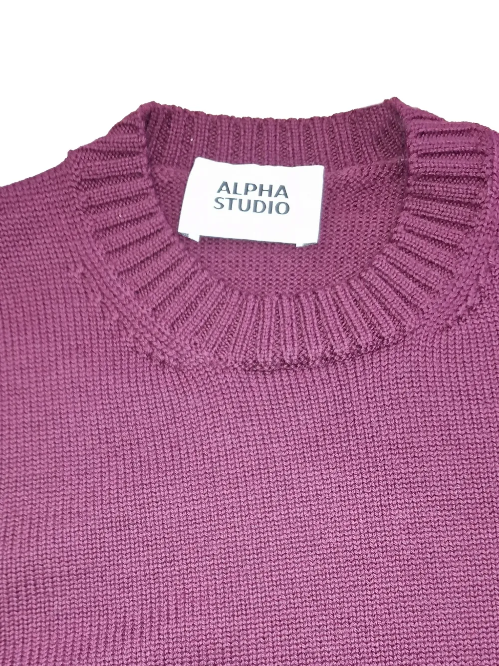 Alpha Studio Round-neck Wool Sweater In Purple