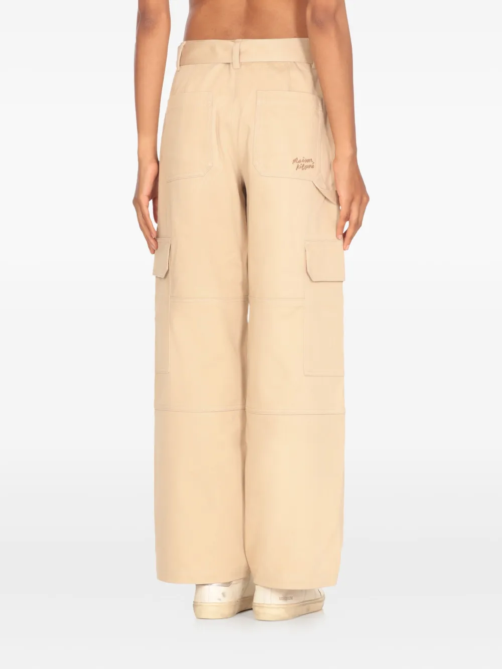 Maison Kitsuné Cargo broek met ceintuur Beige