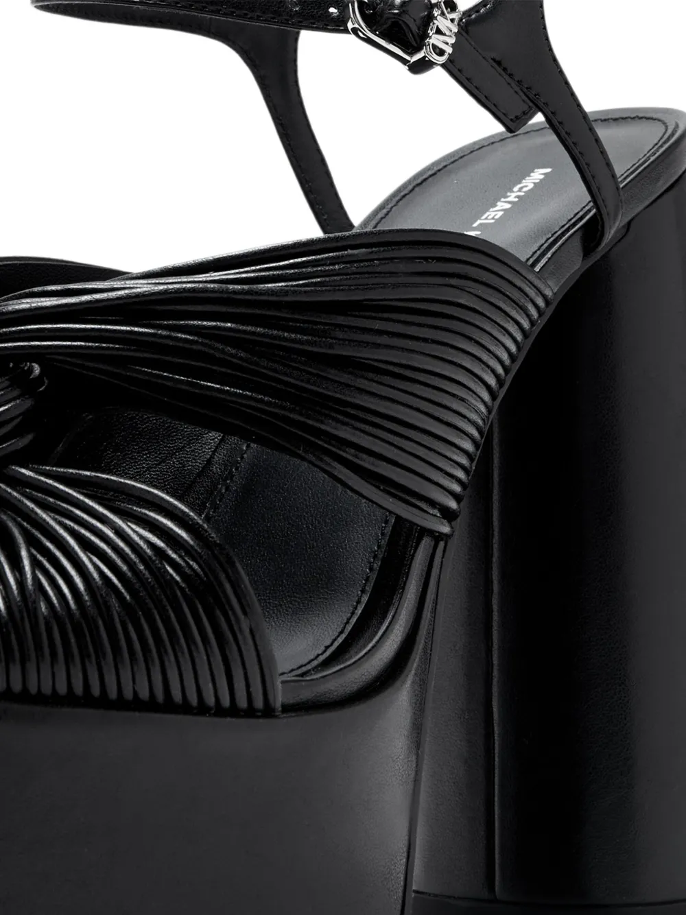 Michael Kors 140 mm Alessia sandalen met plateauzool en geknoopt detail Zwart