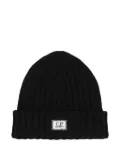 C.P. Company ribbed logo-patch beanie - Black