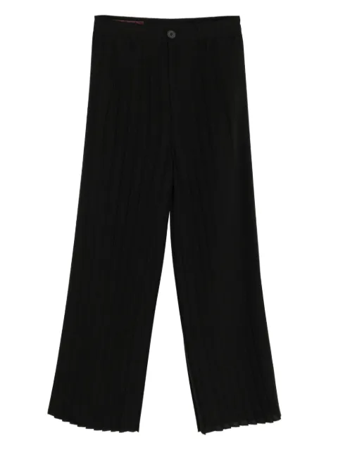 High pleated trousers