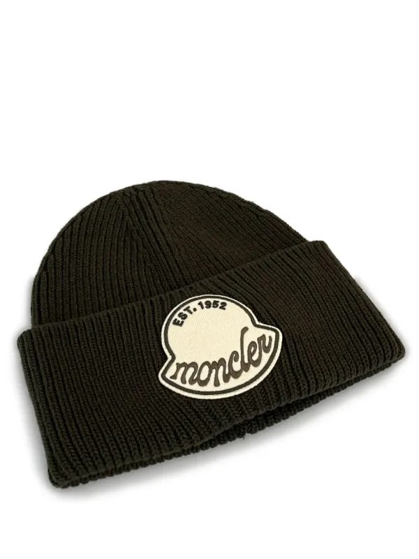 MONCLER ロゴワッペンビーニー Moncler logo-patch Ribbed Beanie | Green | FARFETCH