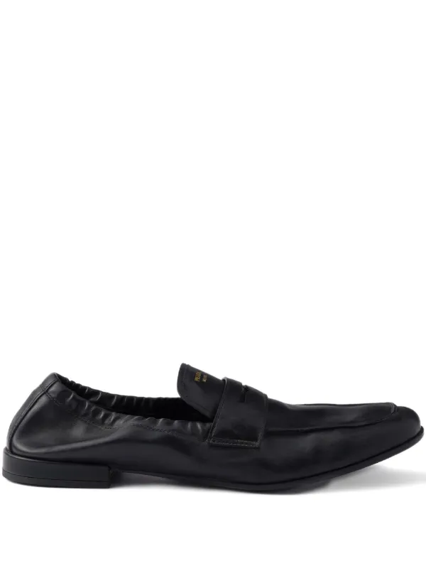 Prada Shuffle ロゴ ローファー | ブラック | FARFETCH JP