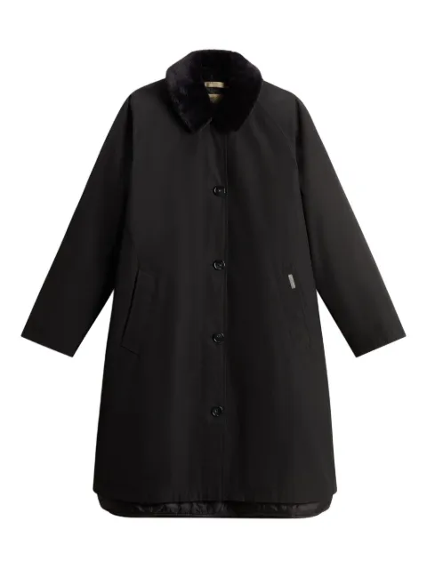 Woolrich frakke med knaplukning og imiteret pelskrave