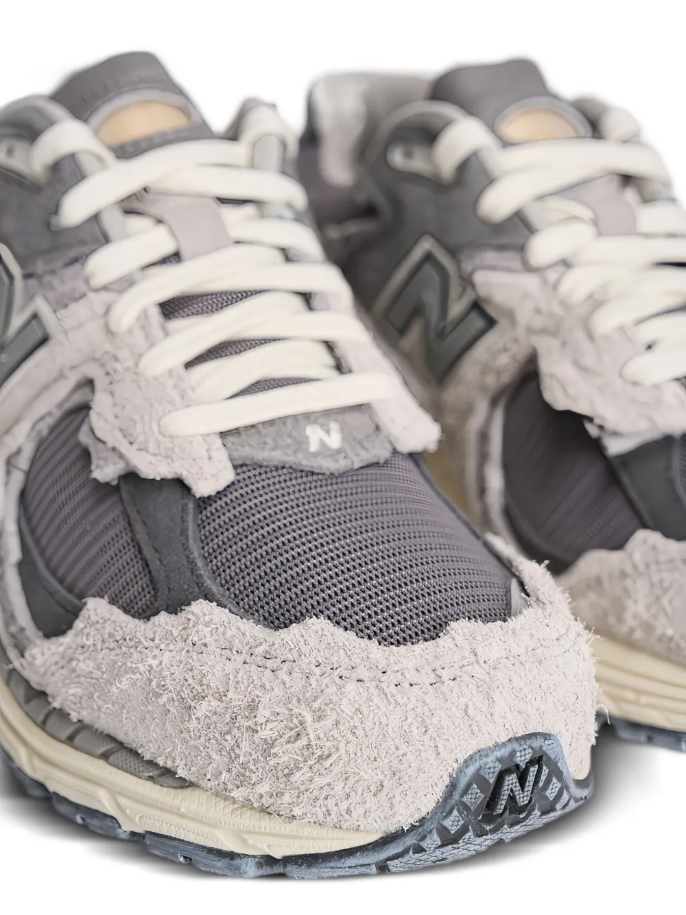 New Balance 2002R sneakers Grey
