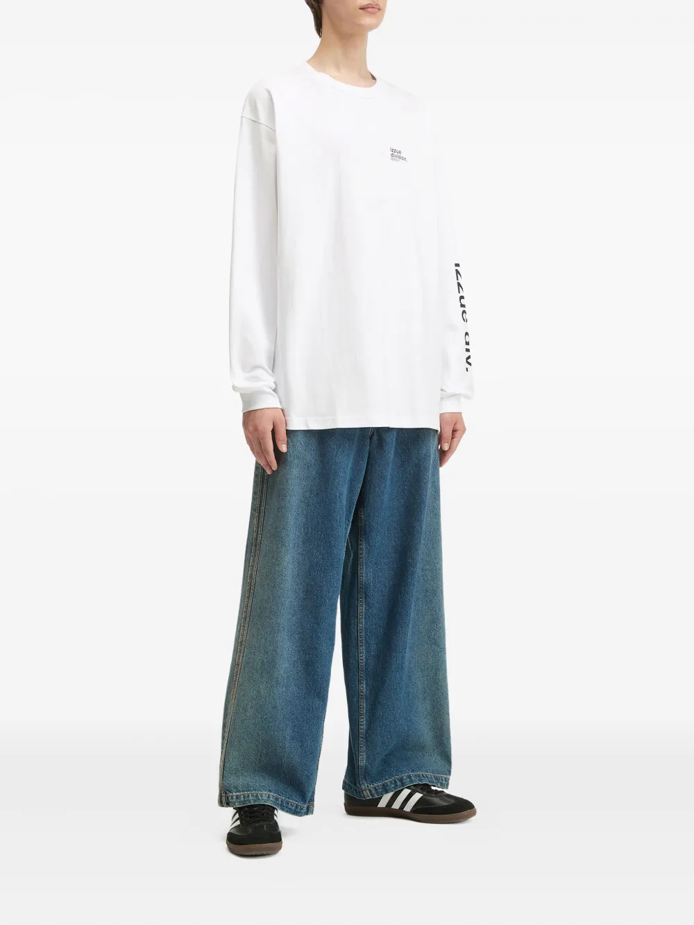 izzue logo-print long-sleeve T-shirt | T-Shirts | Image 2