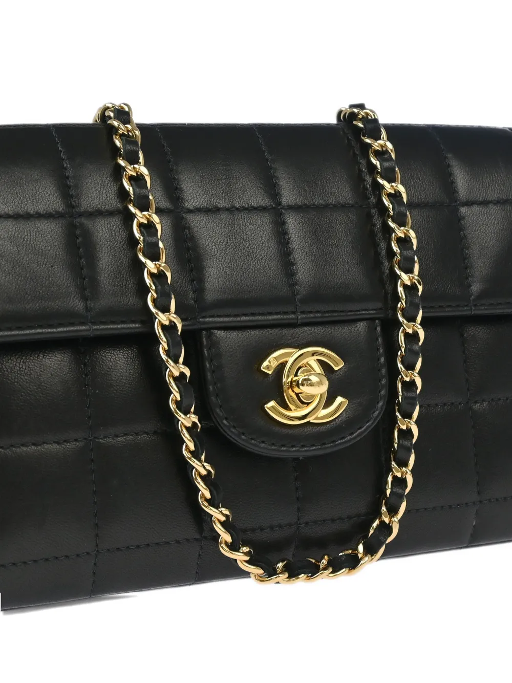 Pre-owned Chanel 2003 East West Choco Bar Handbag In Black