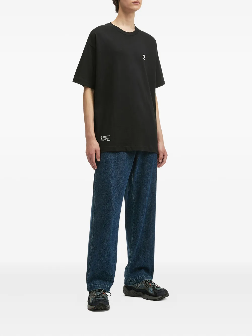 Izzue T-shirt met grafische print - Zwart