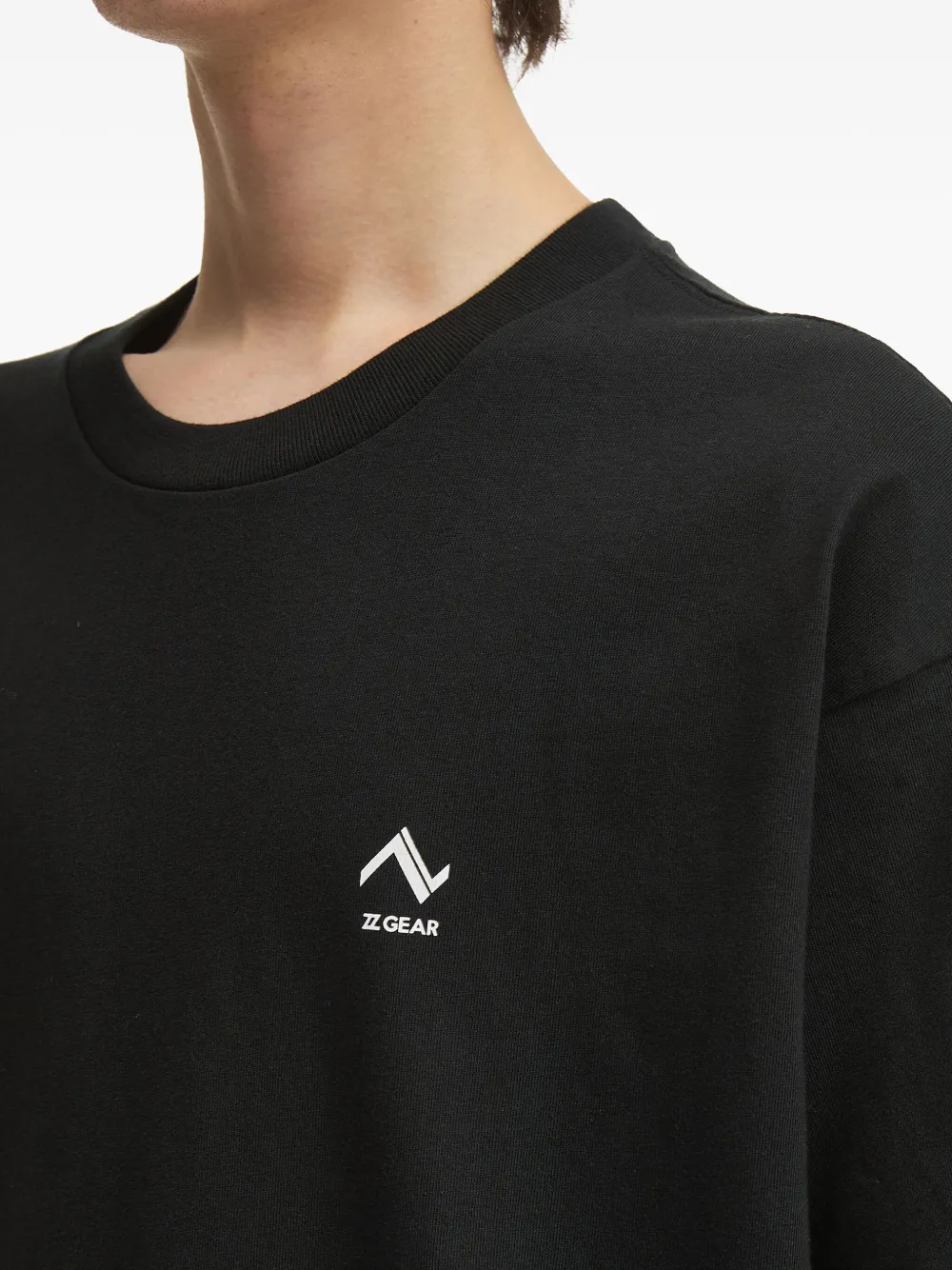 Izzue Graphic-print T-shirt In Black