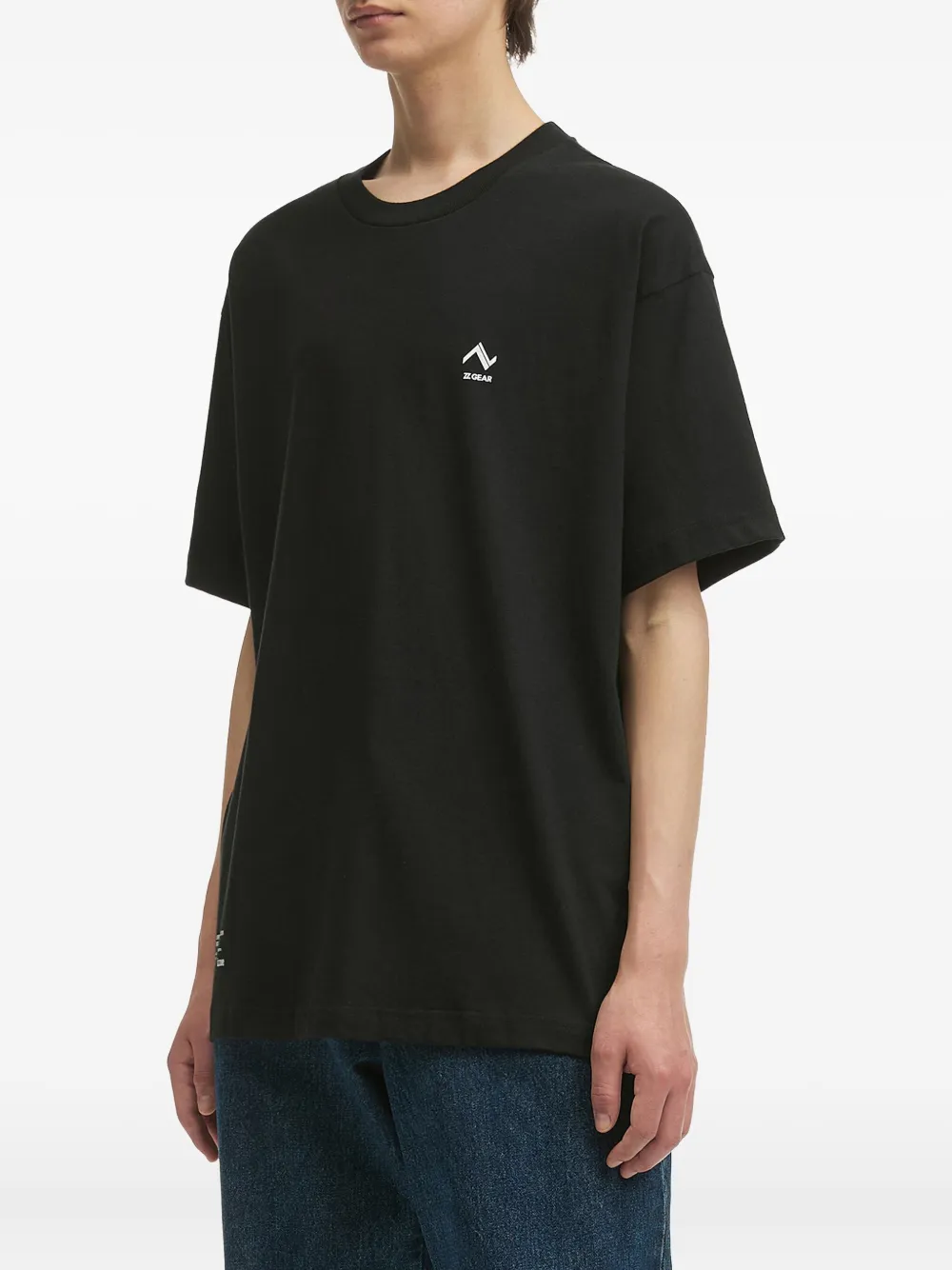 Izzue Graphic-print T-shirt In Black