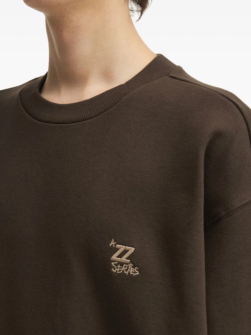 Izzue Embroidered-logo Crew Neck Sweatshirt In Brown