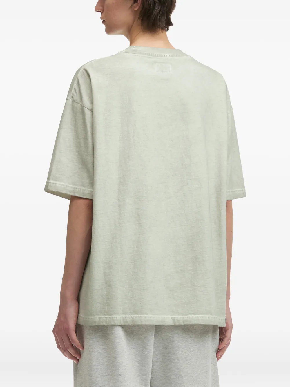 Izzue Embossed-logo T-shirt In Green