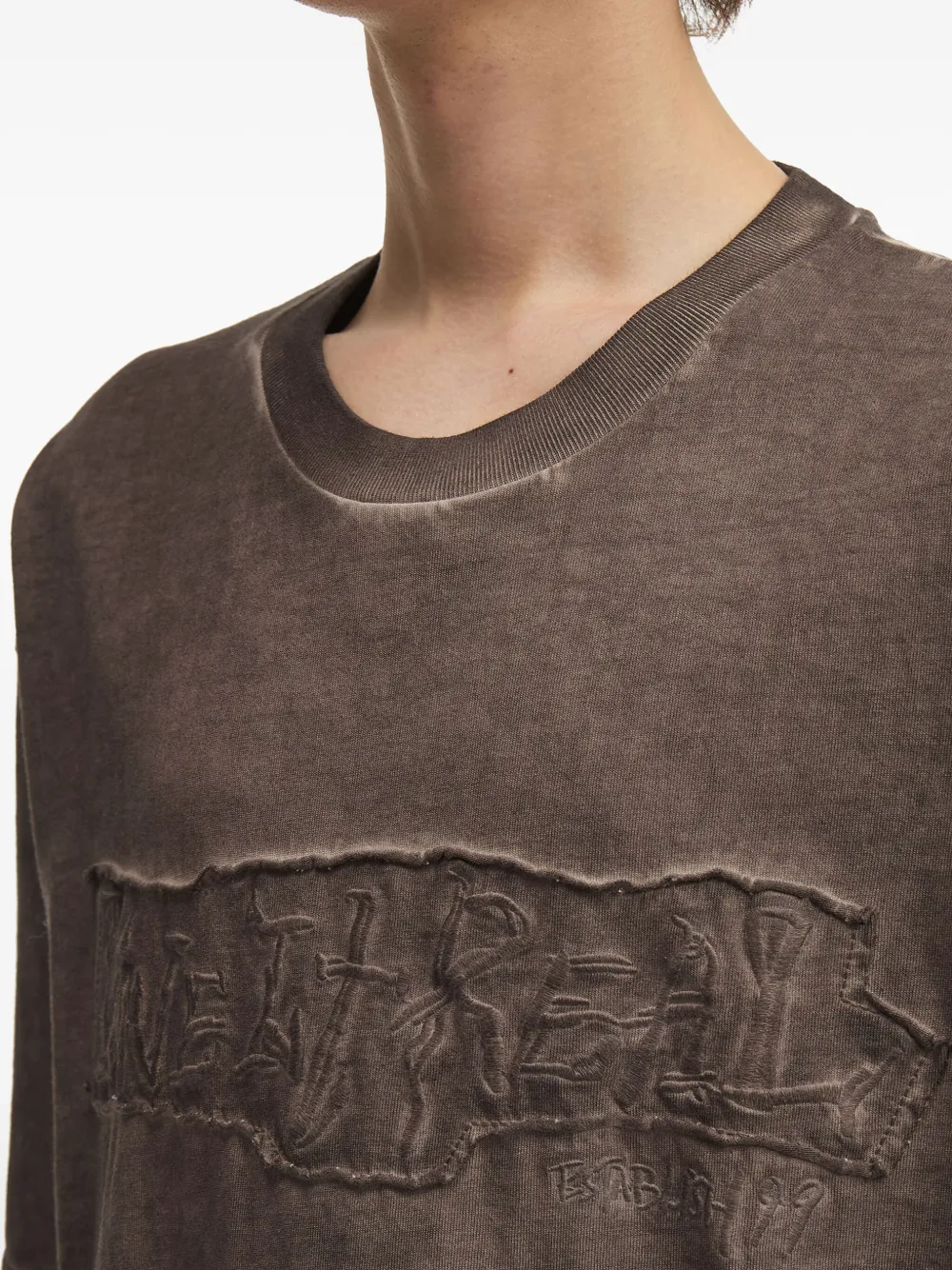 izzue Katoenen T-shirt met geborduurd logo Bruin