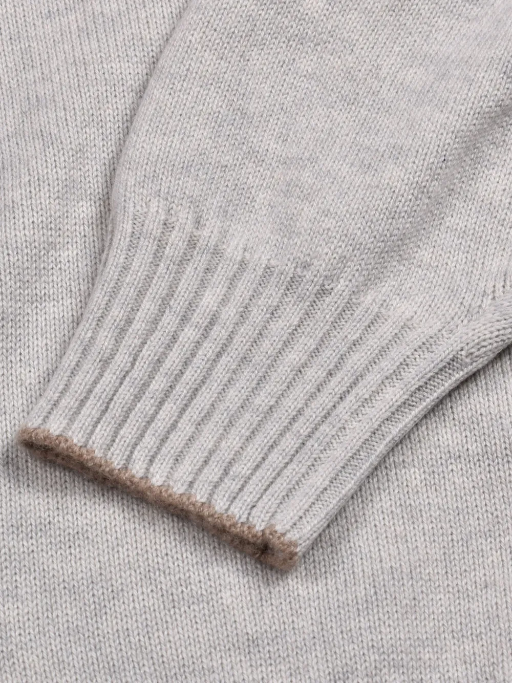 Brunello Cucinelli Wollen trui met suède elleboogpatch Grijs