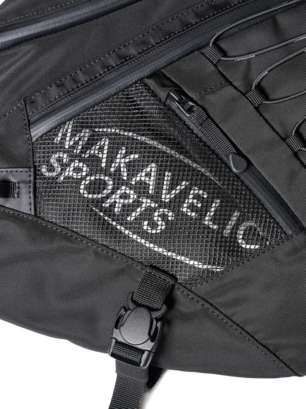 Makavelic Delta Messenger Bag In Black