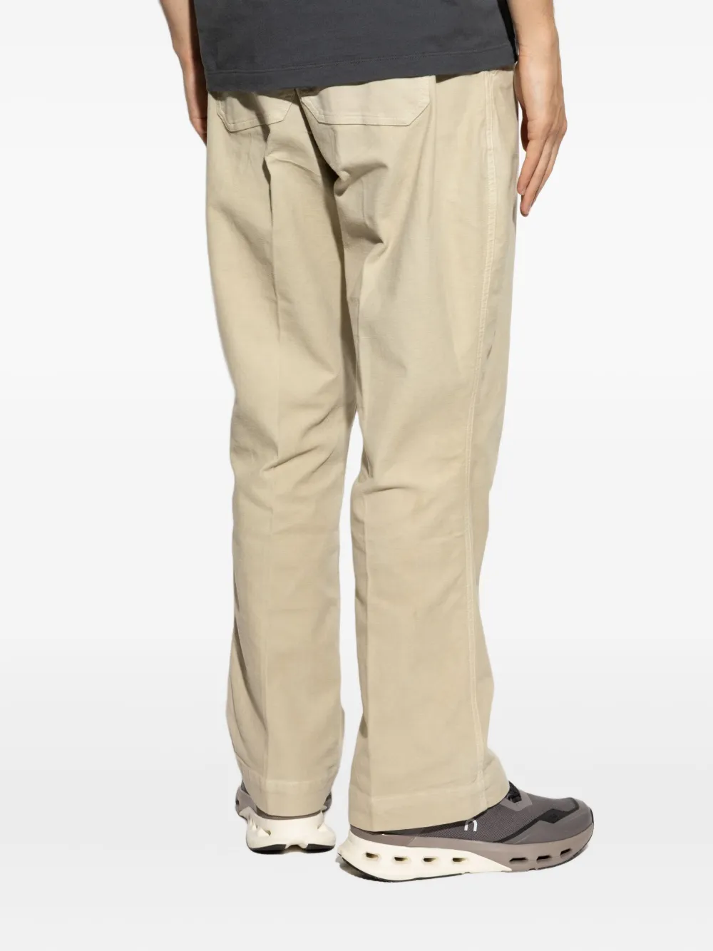 Officine Generale Katoenen broek met knopen Beige