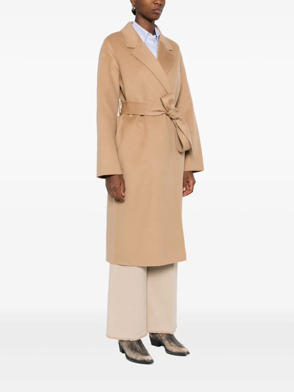 THE DYNAMIS STUDIO Jas met ceintuur Beige
