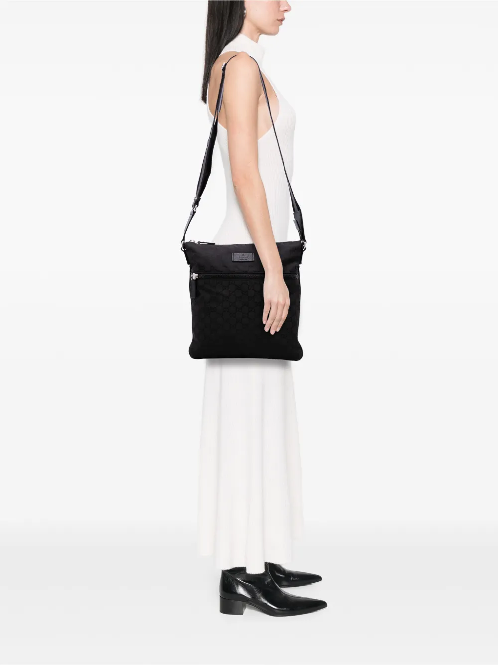 Pre-owned Gucci 2016-2025 Gg Canvas Web Crossbody Bag In Black