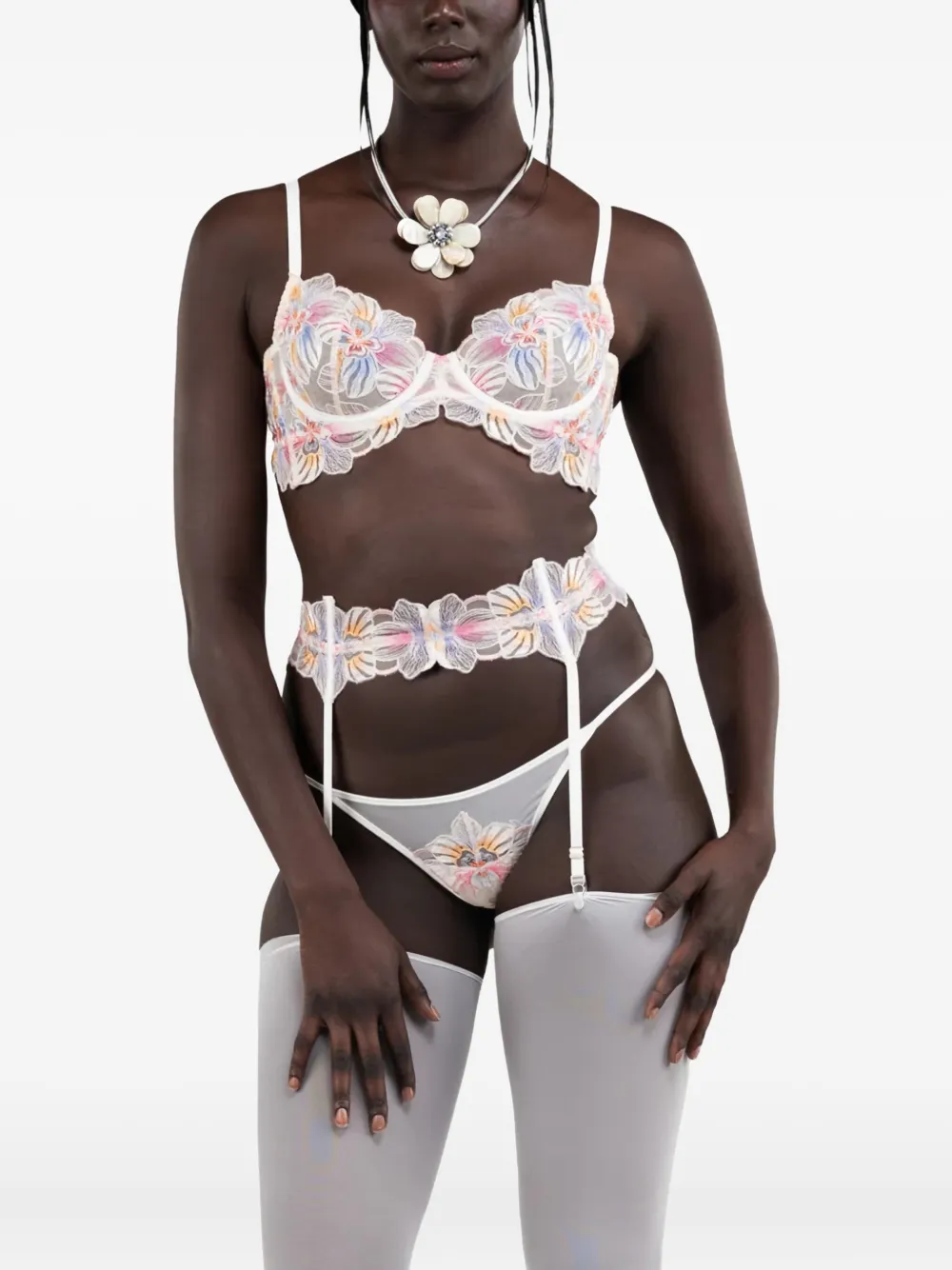 Zhilyova Laia string Beige