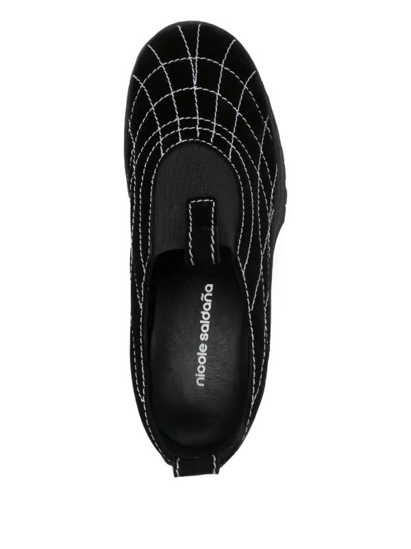 NICOLE SALDANA ニコールサルダナ ローファー レザー　36 Nicole Saldaña's Debut Shoe Line Is Your New Fall Go-To | Vogue