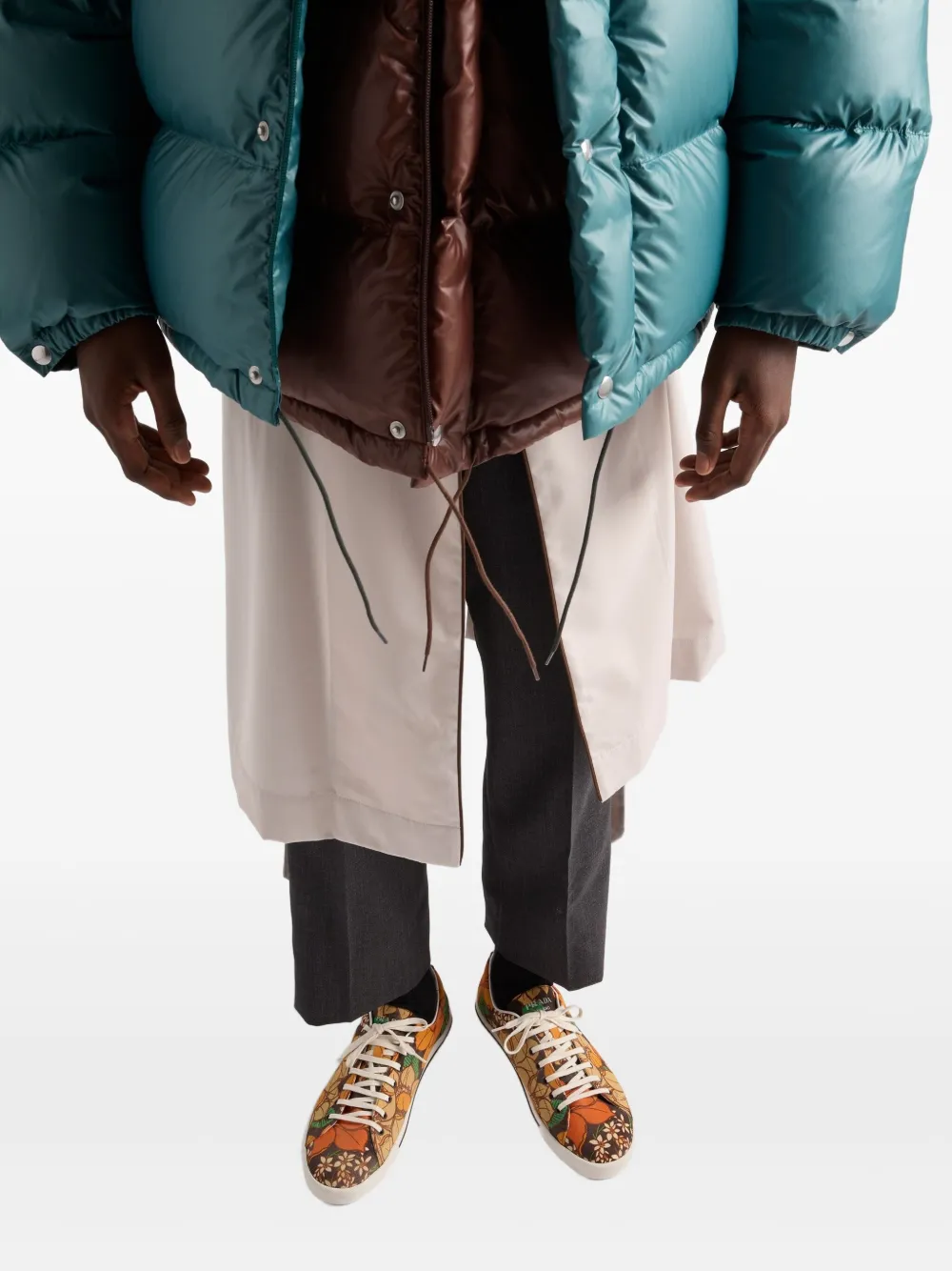 Prada Canvas sneakers met bloemenprint Bruin