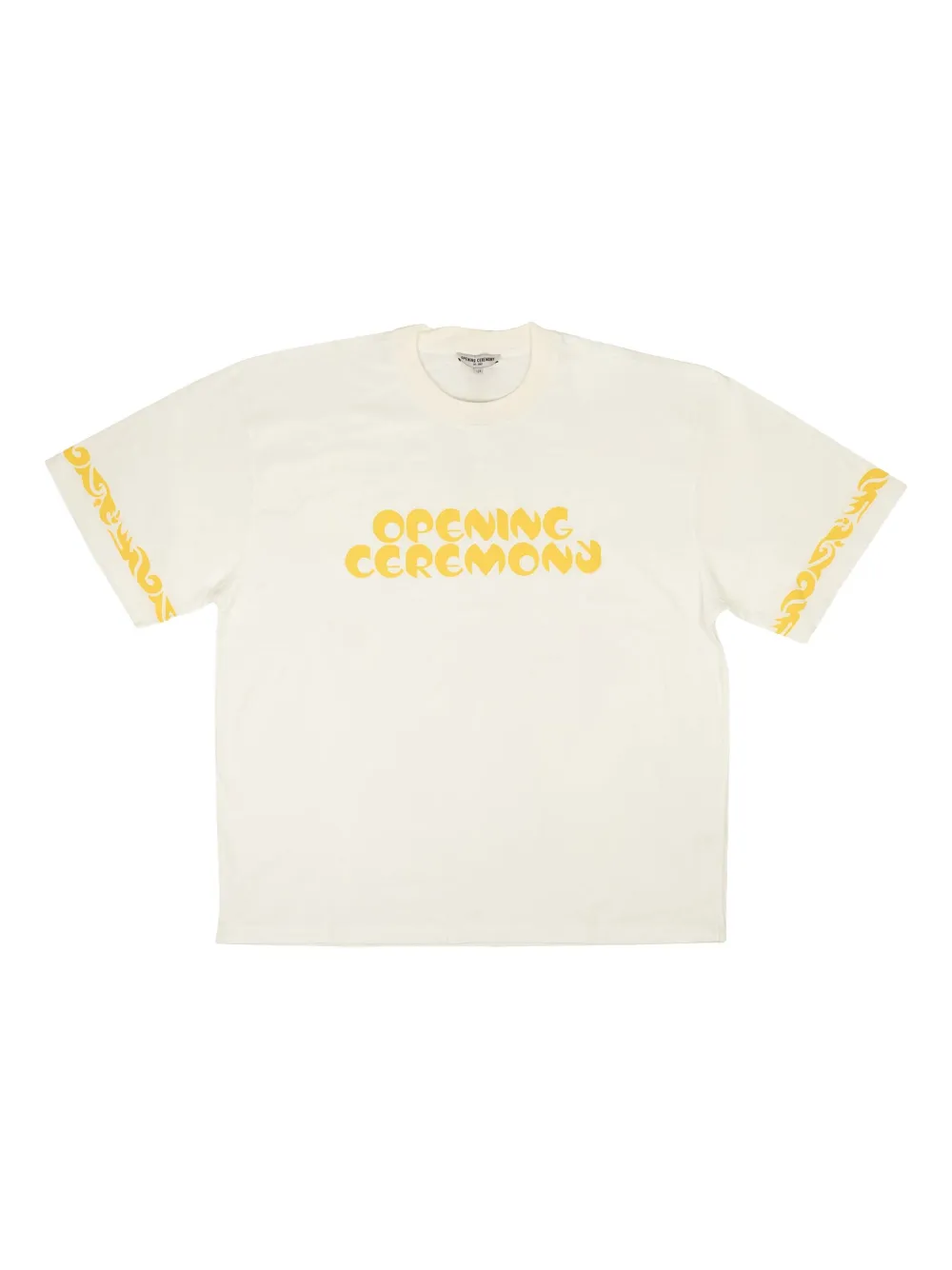 short-sleeved T-shirt