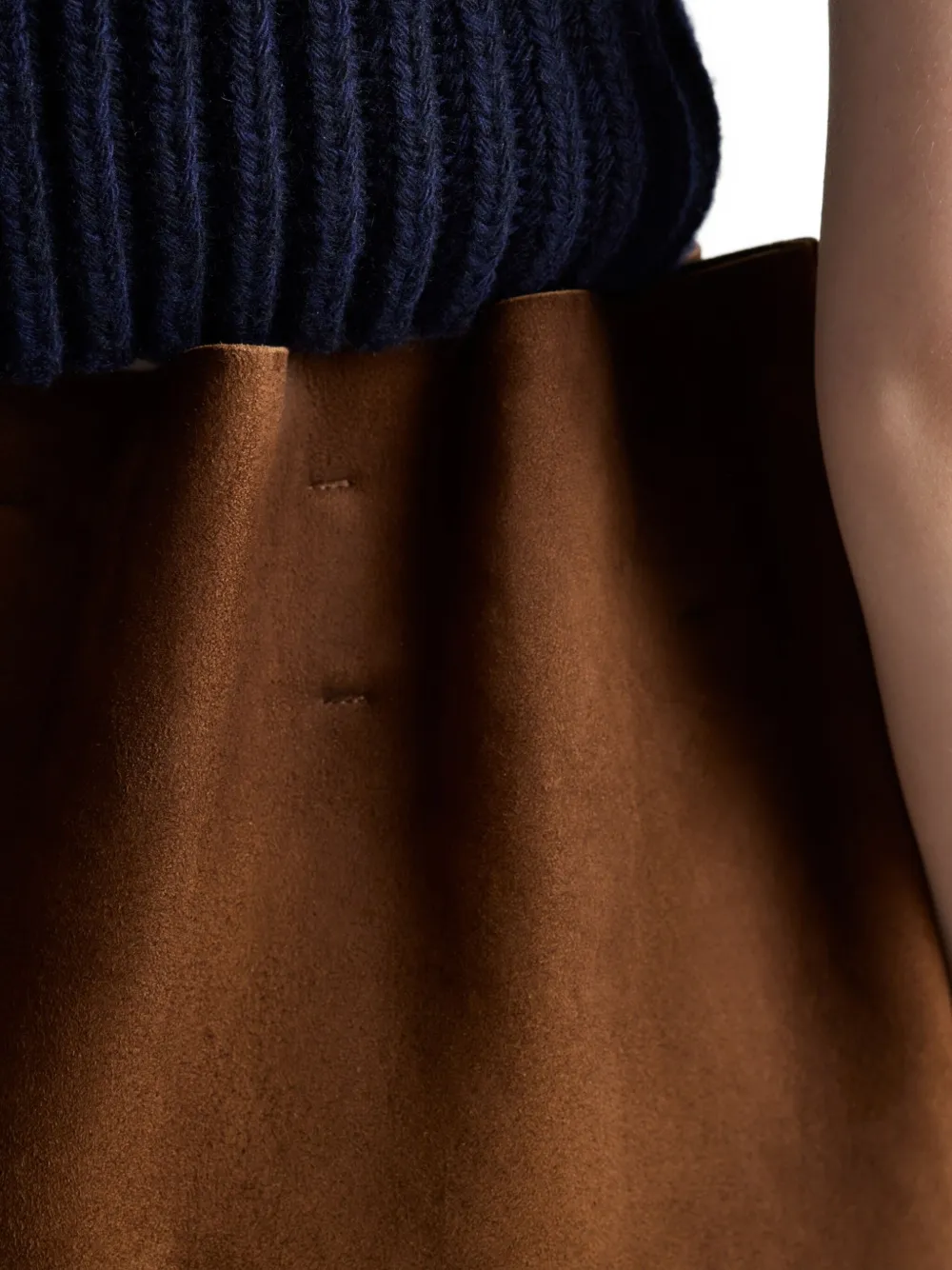 Prada Suède mini-rok met elastische tailleband Bruin