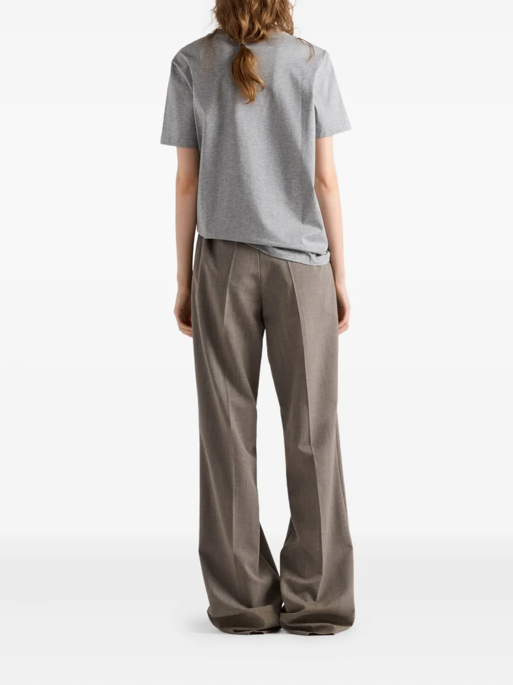 Prada T-shirt met logopatch Grijs