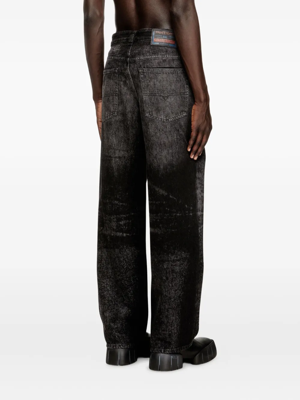 Diesel Relaxed Fit Wide Leg Trousers With Pockets In Black
