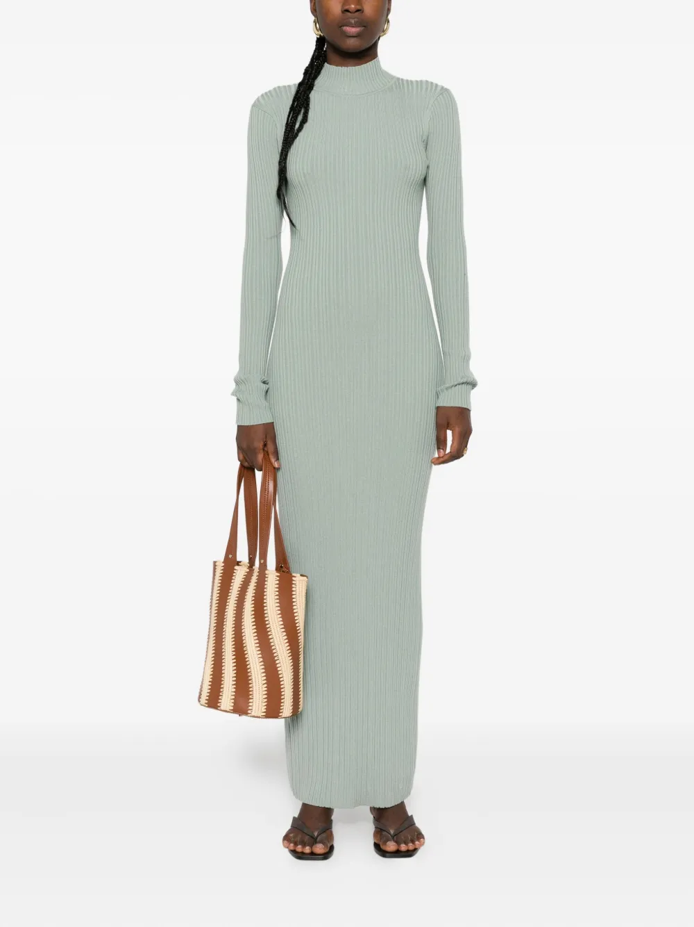 Nanushka Geribbelde maxi-jurk met col - Groen