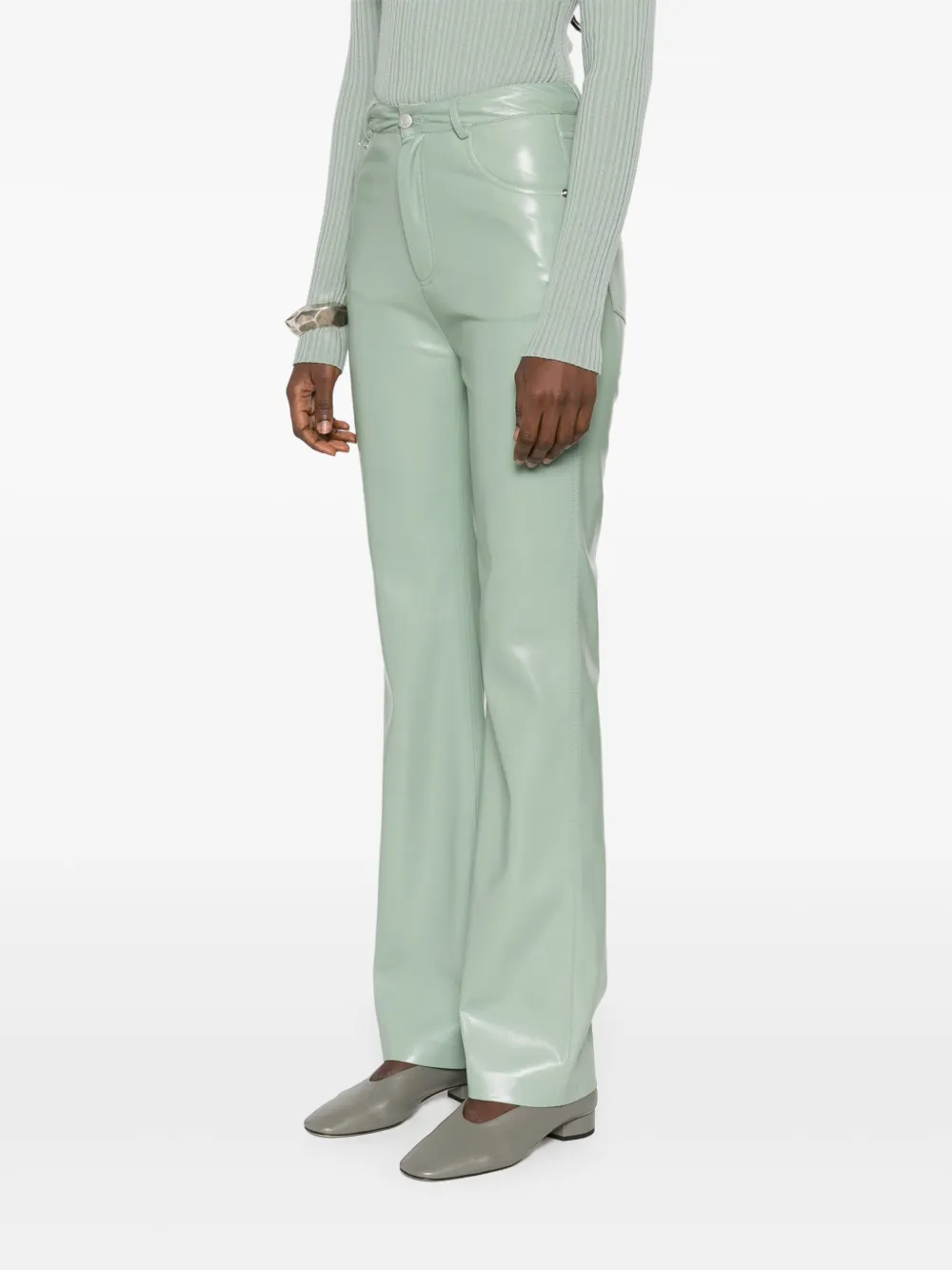 Nanushka Broek van imitatieleer met vijf zakken Groen