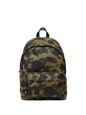 A BATHING APE® Shark Camo バックパック | グリーン | FARFETCH JP