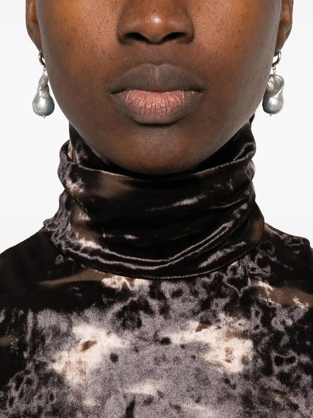 Nanushka Top met hoge hals en tie-dye print Zwart