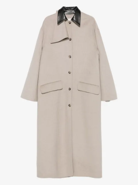 Nanushka manteau boutonné à col contrastant