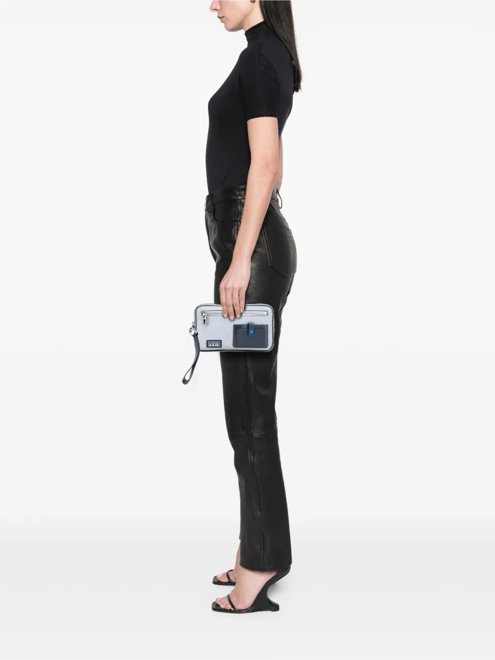 Louis Vuitton Pre-Owned 2018 Monogram Satellite Alpha clutch bag | Pre-Owned | Image 2