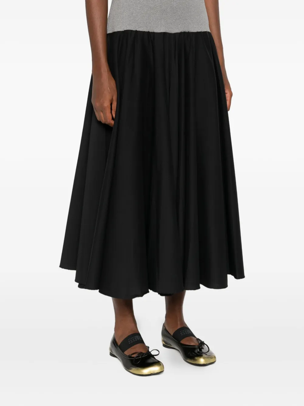 Gimaguas Two-tone Flared-hem Midi Skirt In Black