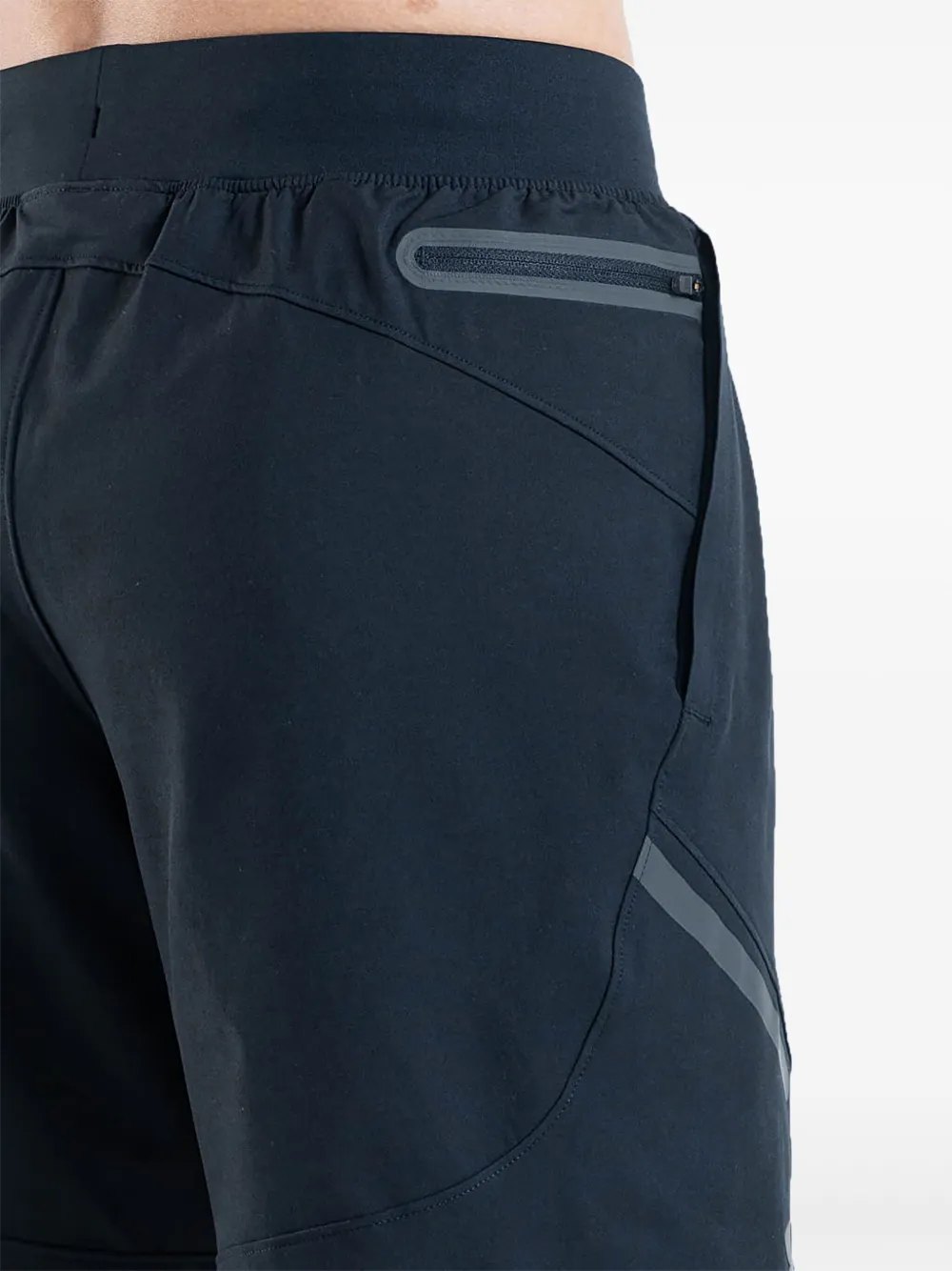 Under Armour Unstoppable shorts met logo en vlakken Zwart