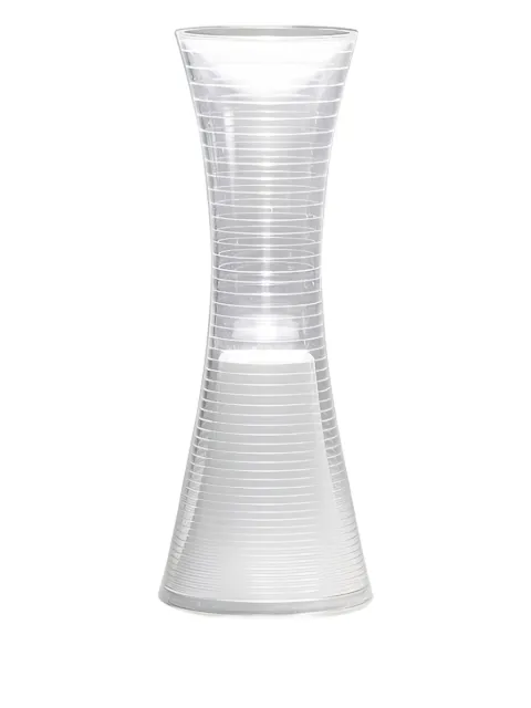 artemide lámpara en forma de reloj de arena