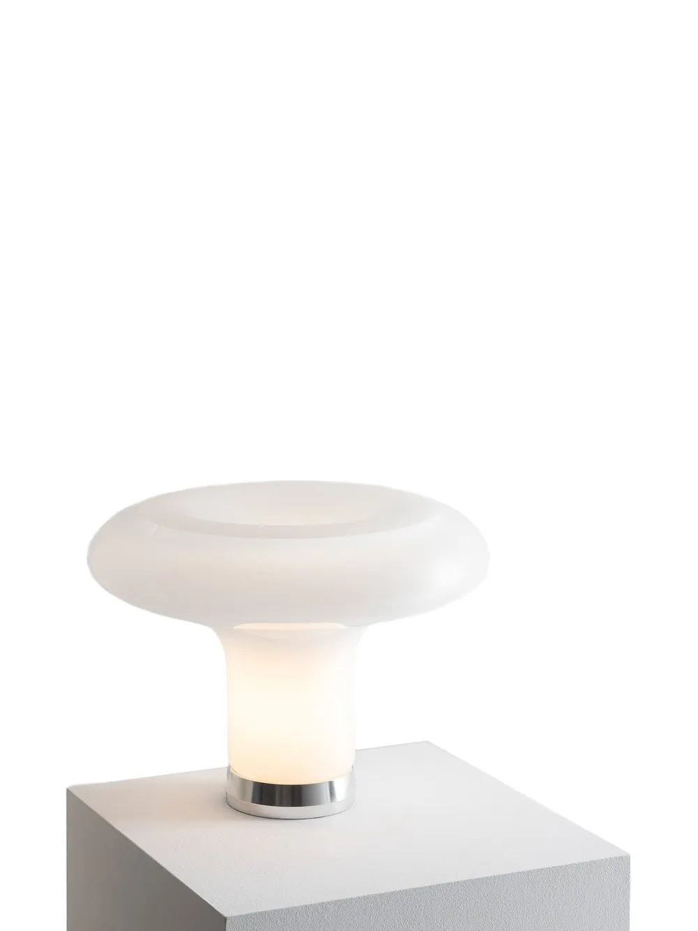 artemide Lesbo glass table lamp | Lighting & Lampshades | Image 2