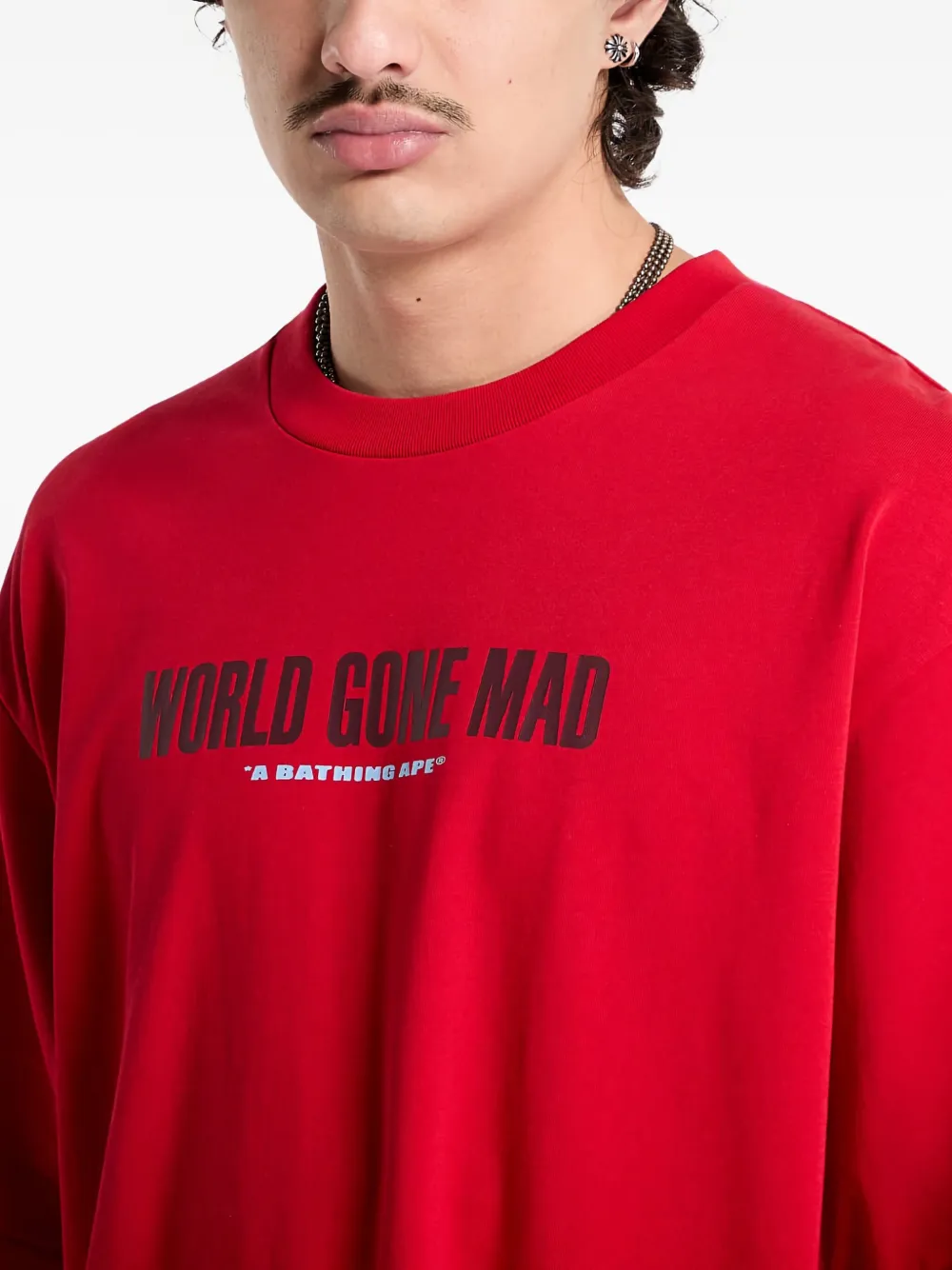 A BATHING APE slogan graphic tee Rood