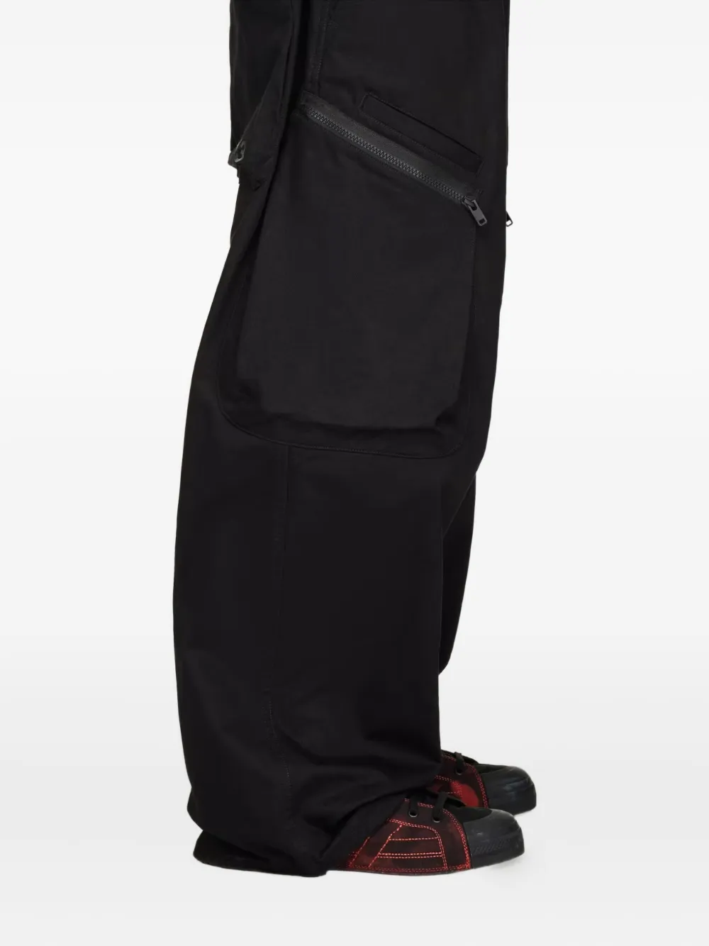 Y-3 Cargo broek met geplooide details Zwart