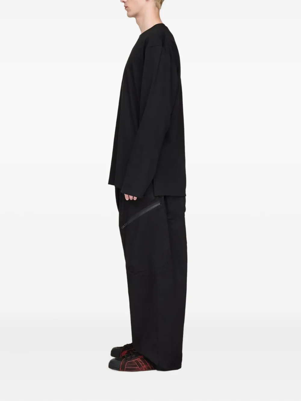 Y-3 Cargo broek met geplooide details Zwart