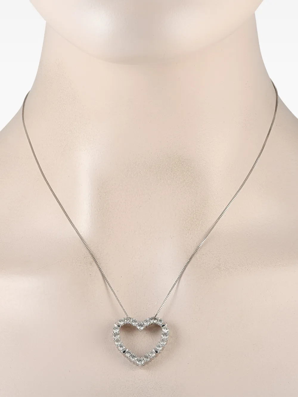 LB Exclusive 14K white gold Heart diamond necklace | Image 2