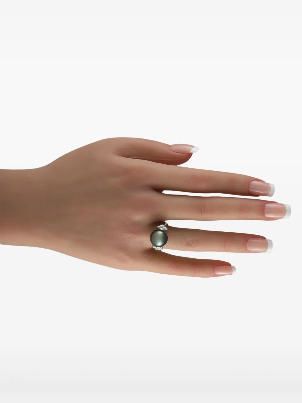 Pre-owned Lb Exclusive Platinum Tahitian Pearl And Diamond Ring In Silver
