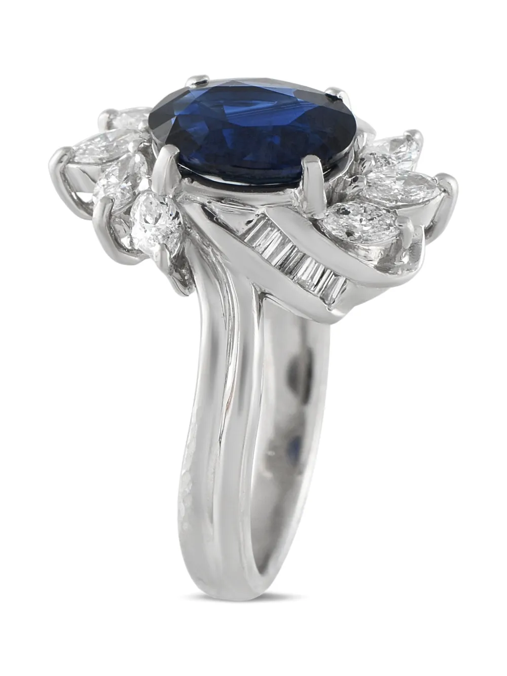 LB Exclusive platinum sapphire and diamond ring | Image 2