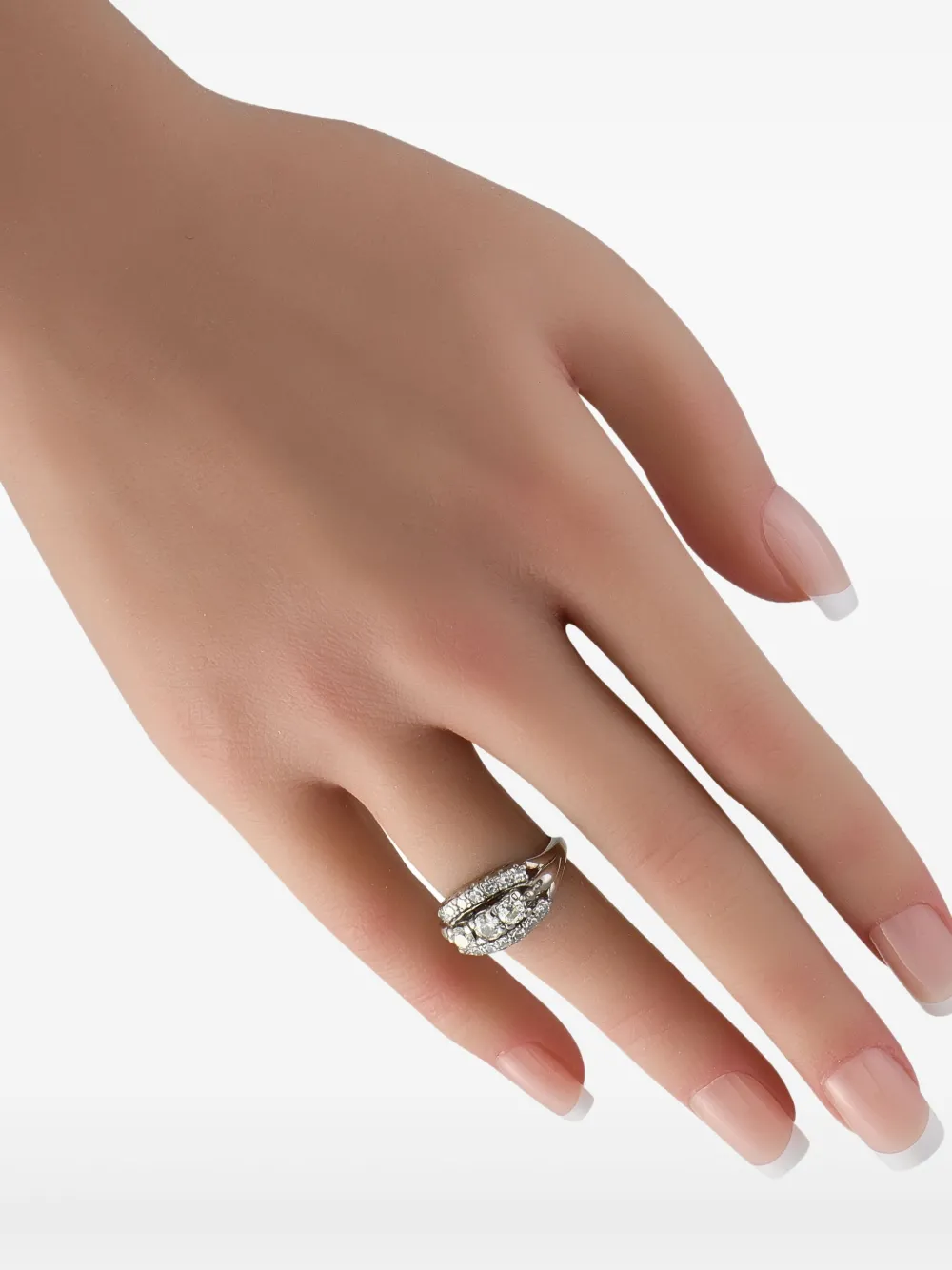 LB Exclusive 14K white gold diamond ring | Image 2