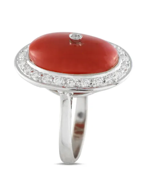 LB Exclusive 18K white gold diamond ring
