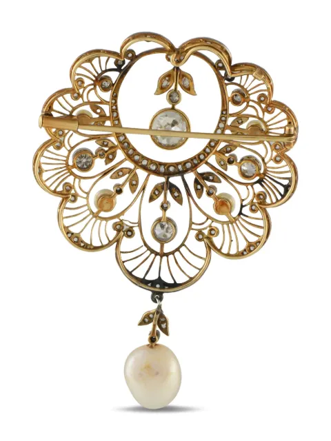 LB Exclusive platinum diamond and pearl brooch