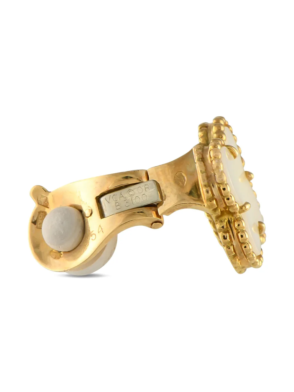 Van Cleef & Arpels 18K yellow gold Alhambra coral earrings | Image 2