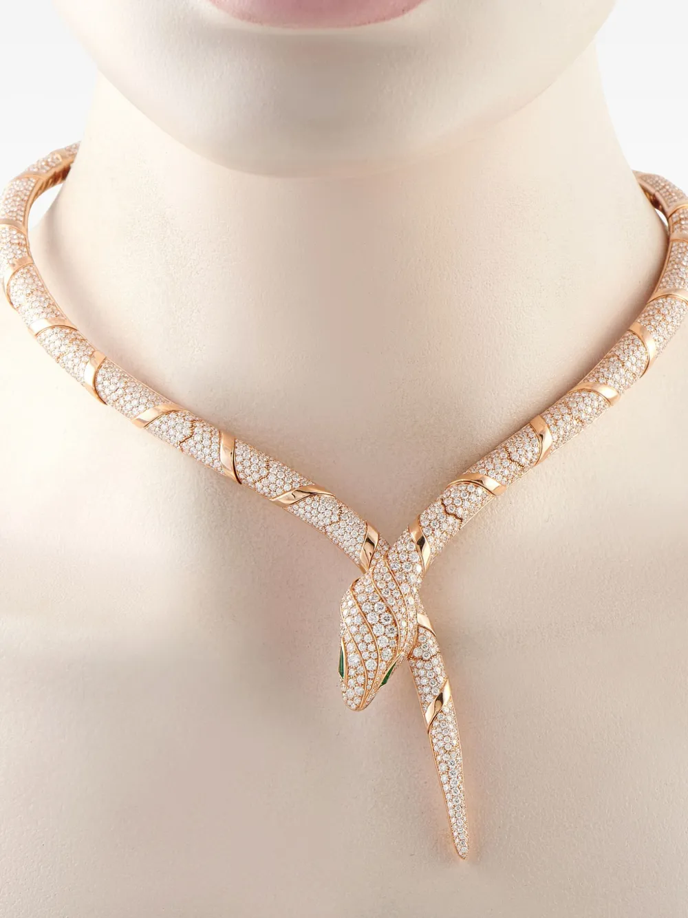 Bvlgari Pre-Owned 18K rose gold Serpenti diamond emerald snake necklace | Image 2
